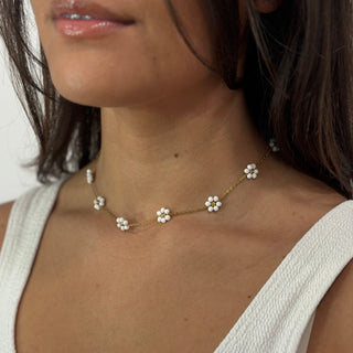 White Flower necklace