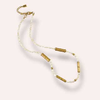 Cleo pearl necklace