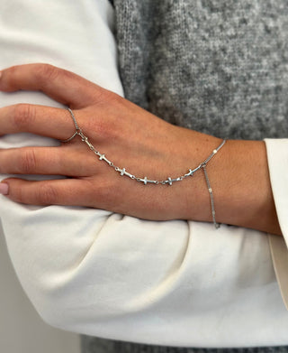 Crossline Hand Chain - Silver
