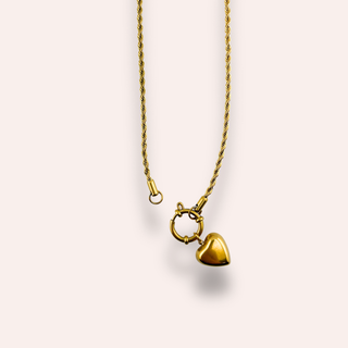 Kim heart necklace