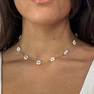 White Flower necklace