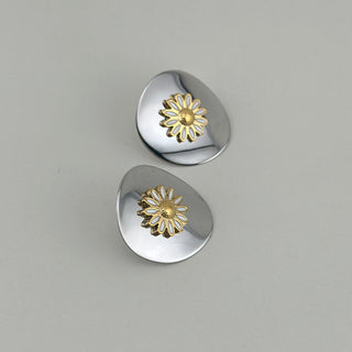 Daisy Stud Silver