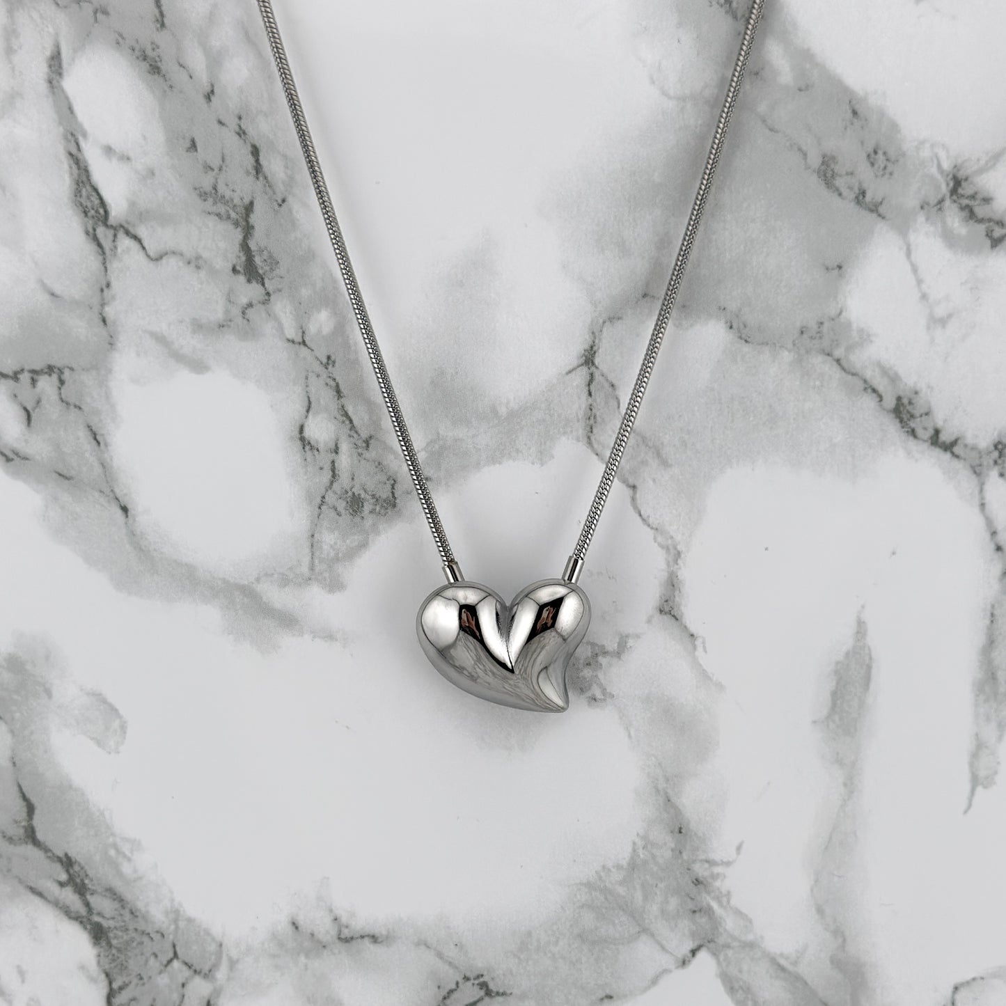 Valle heart necklace silver