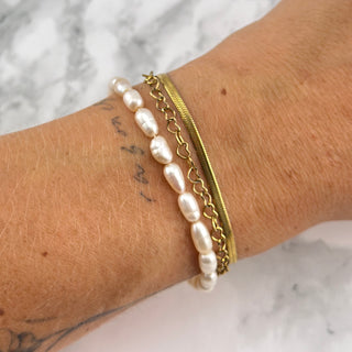 Full Oval Pearl Bracelet