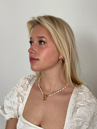 Fate Lock Pearl Necklace