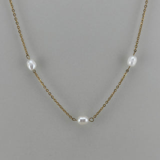 Goyi Pearl Necklace