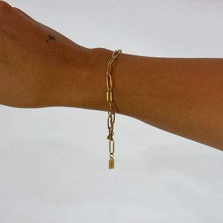 IWD Shackle Bracelet