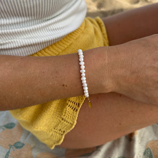 Pearl bracelet